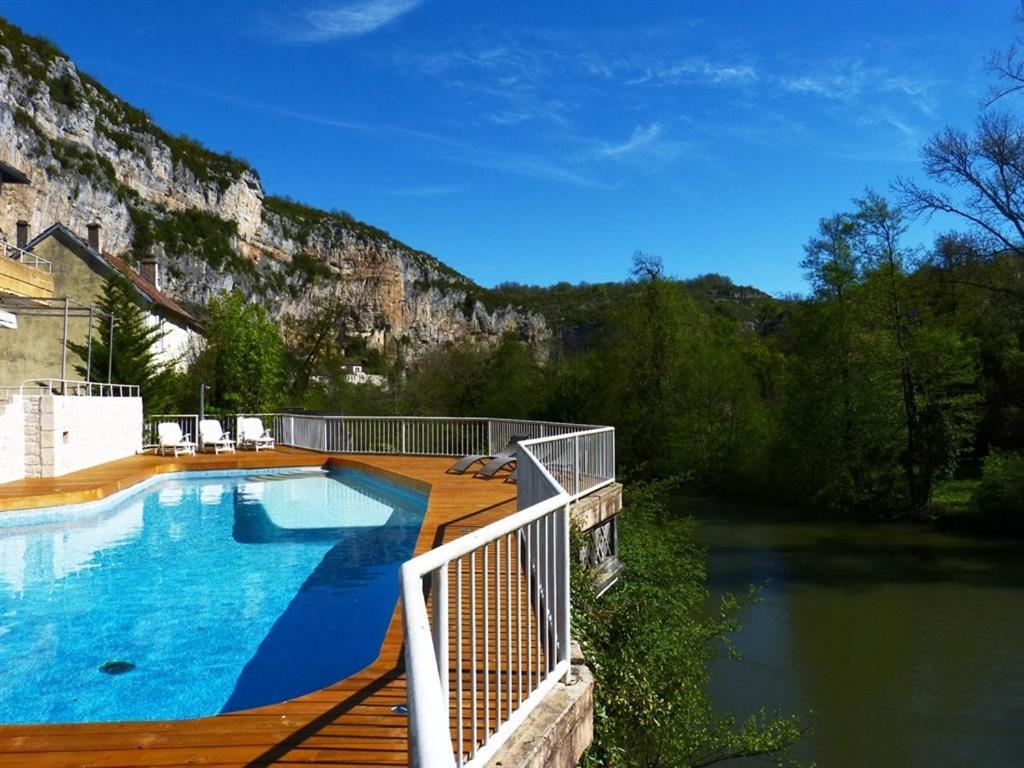 Hotel Restaurant Des Grottes Du Pech Merle Cabrerets Luaran gambar