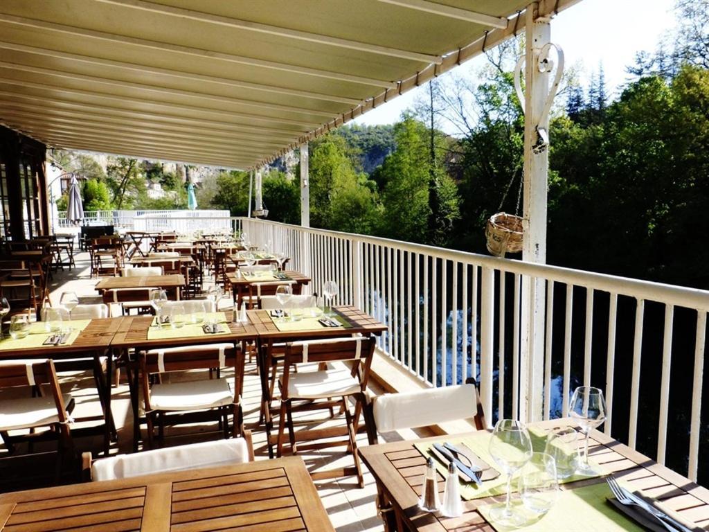 Hotel Restaurant Des Grottes Du Pech Merle Cabrerets Luaran gambar